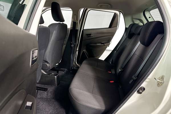 2023 Suzuki SWIFT GL NAVI AZ SERIES II