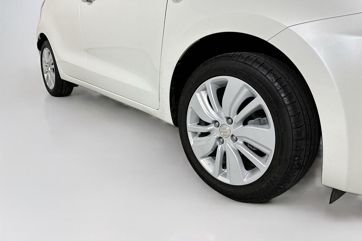 2020 Suzuki SWIFT GL NAVI AZ SERIES II