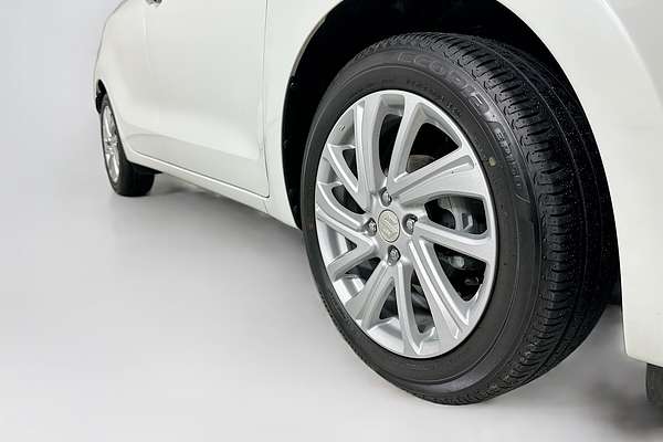 2023 Suzuki SWIFT GL NAVI AZ SERIES II