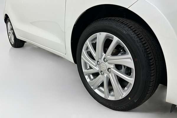 2023 Suzuki SWIFT GL NAVI AZ SERIES II