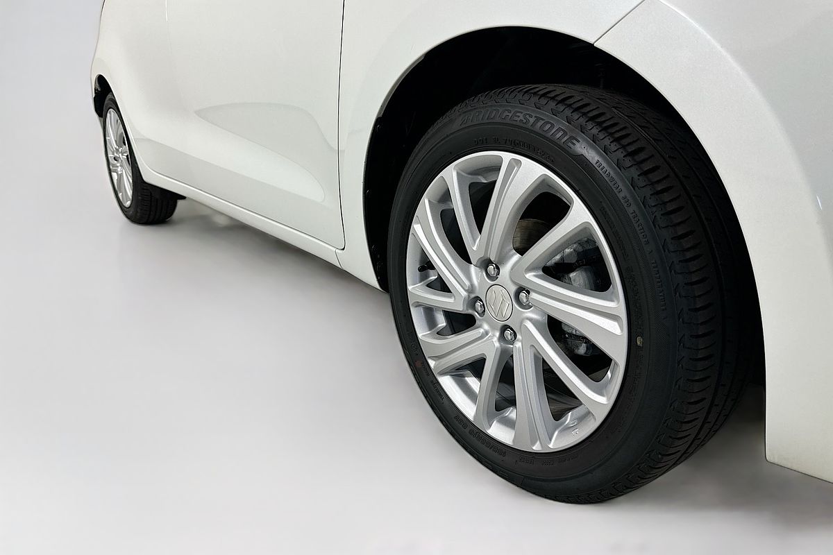 2023 Suzuki SWIFT GL NAVI AZ SERIES II