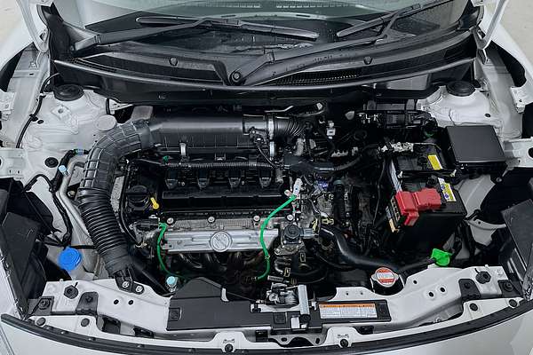 2023 Suzuki SWIFT GL NAVI AZ SERIES II