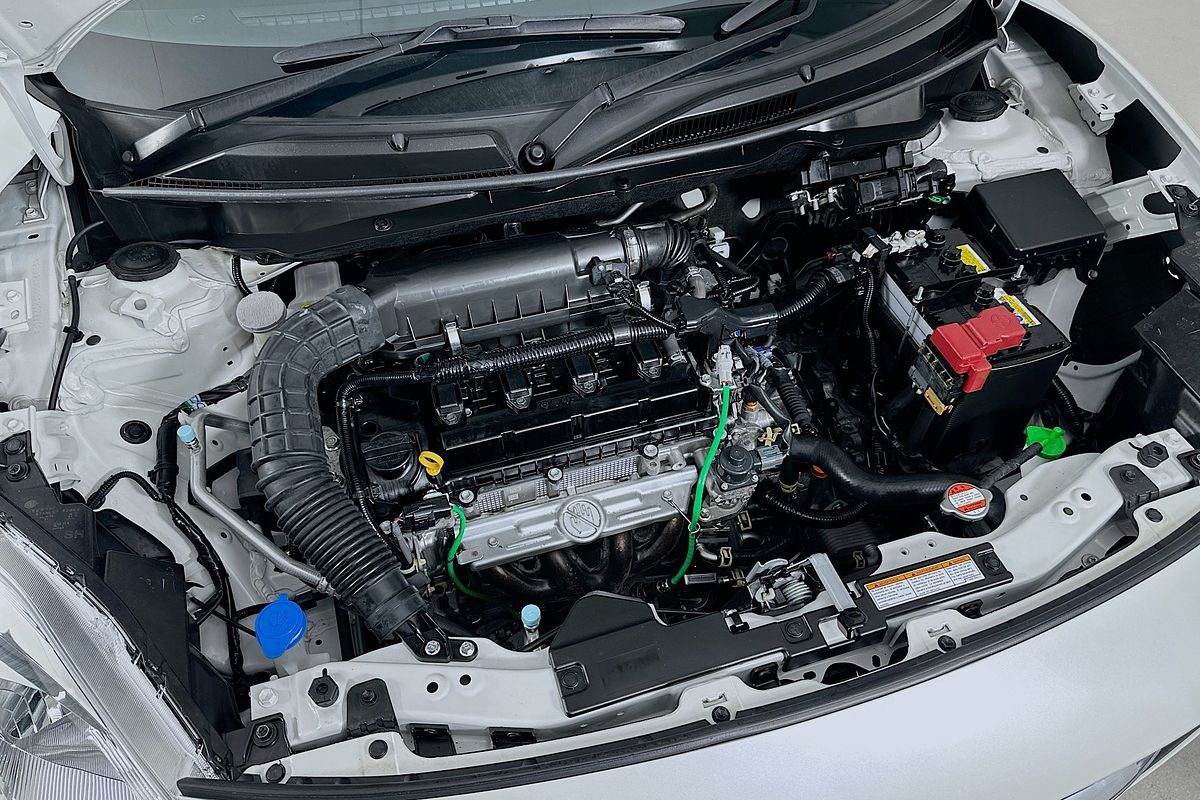 2023 Suzuki SWIFT GL NAVI AZ SERIES II