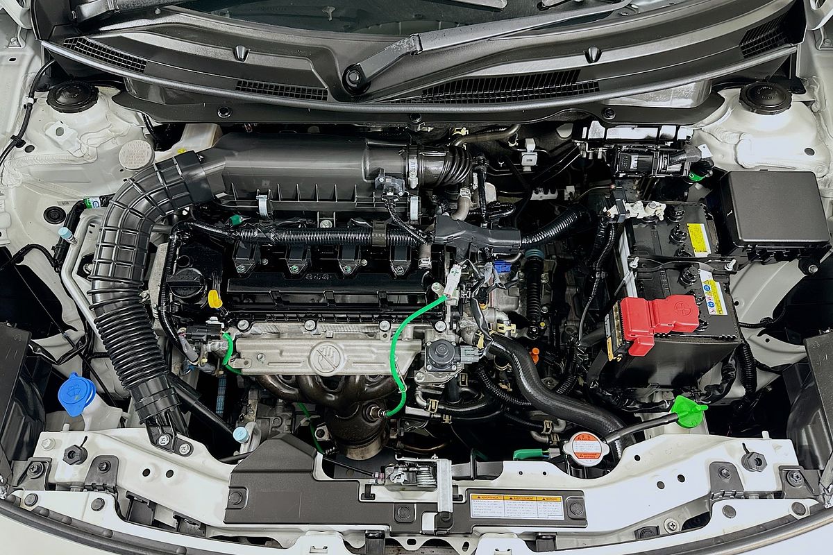 2023 Suzuki SWIFT GL NAVI AZ SERIES II