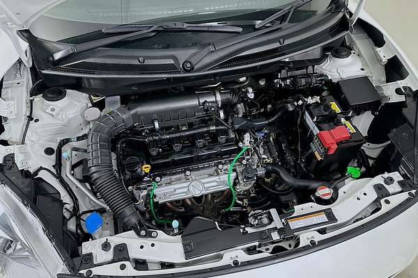 2023 Suzuki SWIFT GL NAVI AZ SERIES II