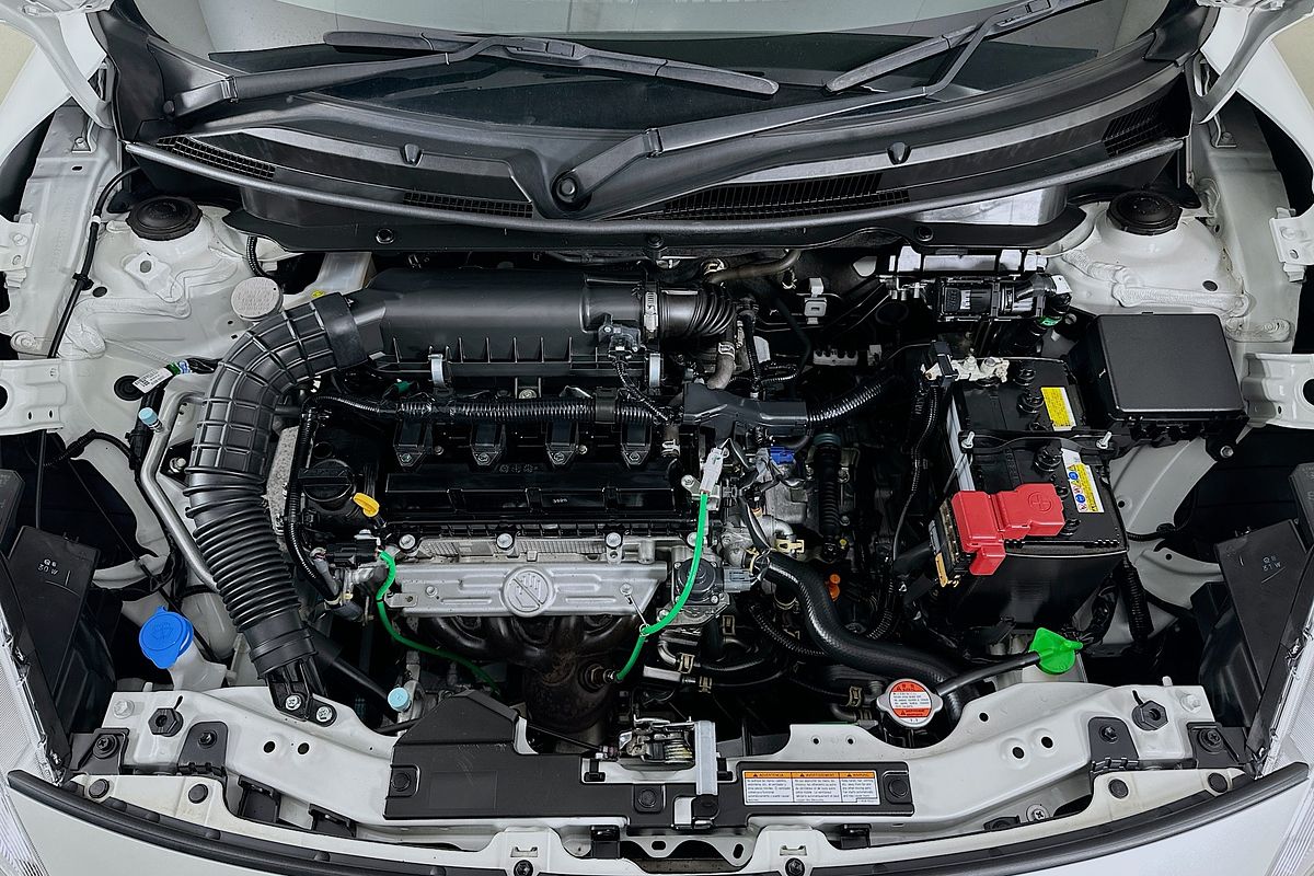 2023 Suzuki SWIFT GL NAVI AZ SERIES II
