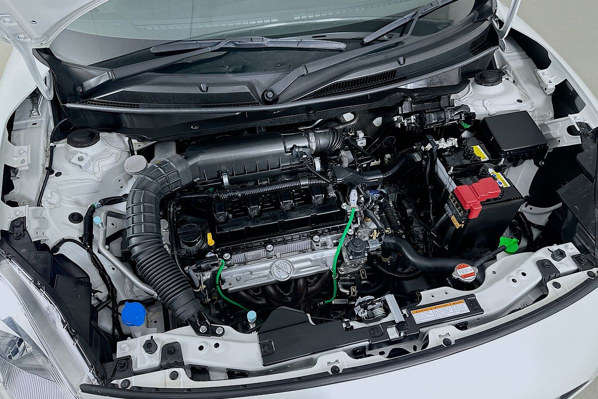 2023 Suzuki SWIFT GL NAVI AZ SERIES II