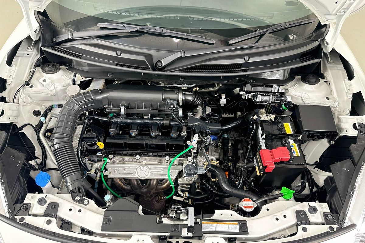 2023 Suzuki SWIFT GL NAVI AZ SERIES II