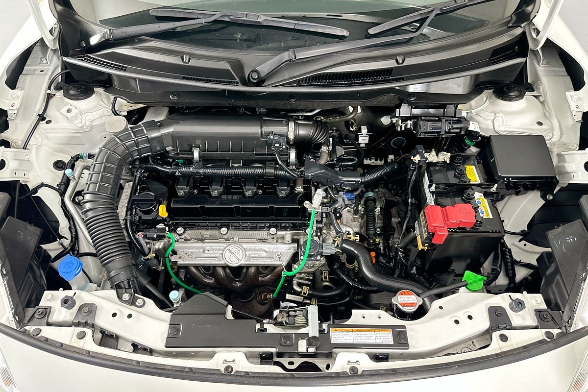 2023 Suzuki SWIFT GL NAVI AZ SERIES II