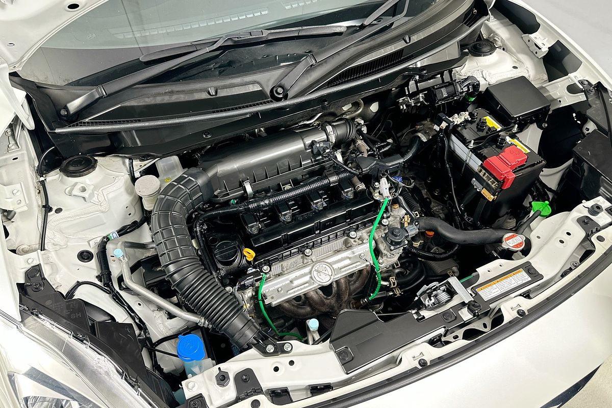 2023 Suzuki SWIFT GL NAVI AZ SERIES II