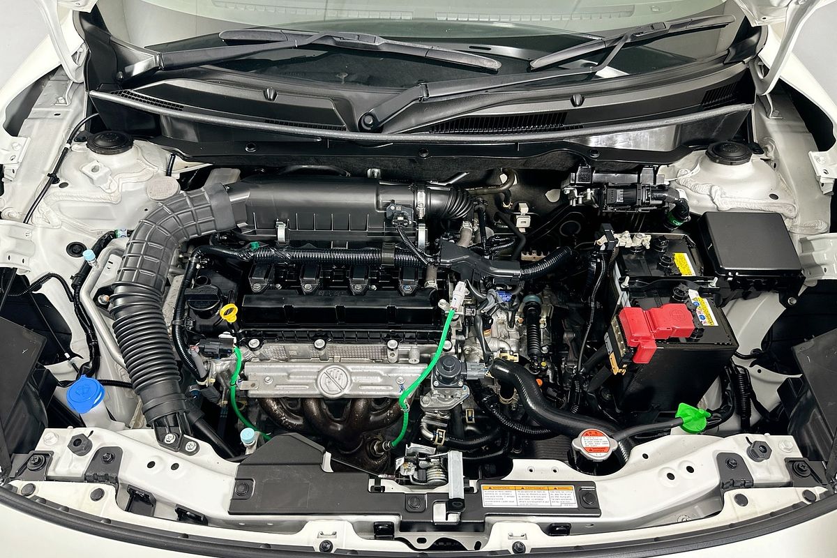 2023 Suzuki SWIFT GL NAVI AZ SERIES II