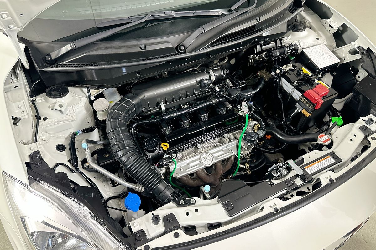 2023 Suzuki SWIFT GL NAVI AZ SERIES II