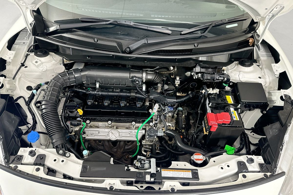 2023 Suzuki SWIFT GL NAVI AZ SERIES II