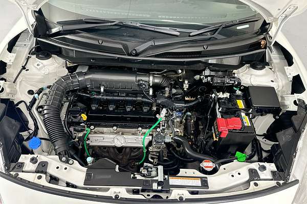 2023 Suzuki SWIFT GL NAVI AZ SERIES II