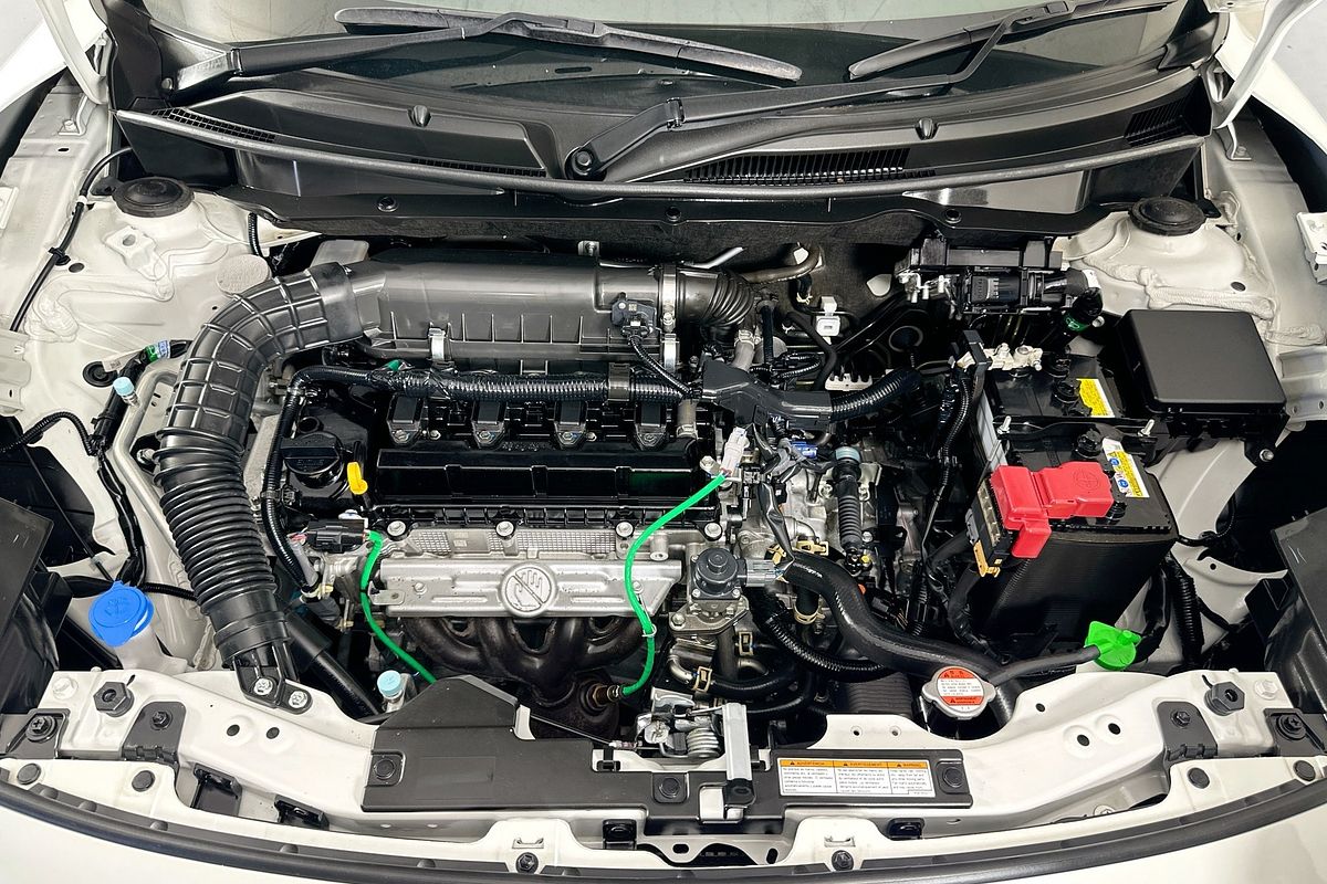 2023 Suzuki SWIFT GL NAVI AZ SERIES II