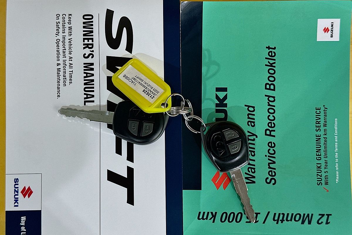 2023 Suzuki SWIFT GL NAVI AZ SERIES II