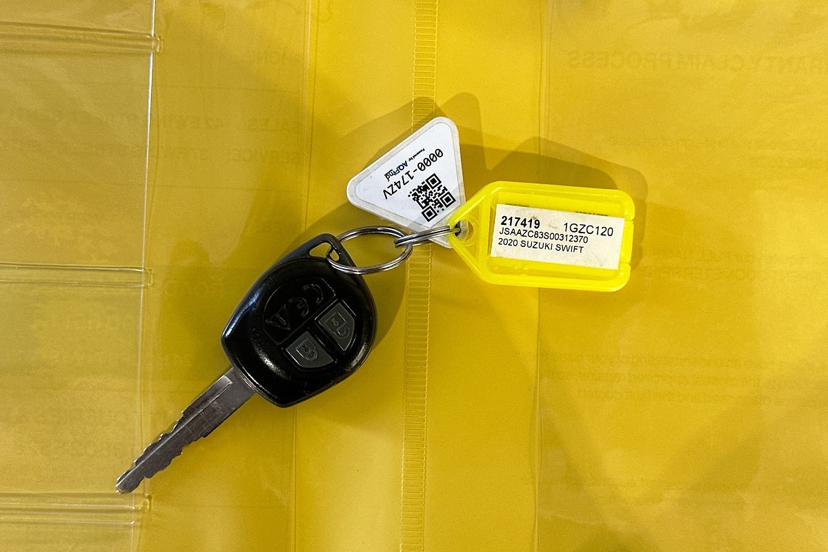 2020 Suzuki SWIFT GL NAVI AZ SERIES II
