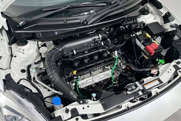 2023 Suzuki SWIFT GL NAVI AZ SERIES II