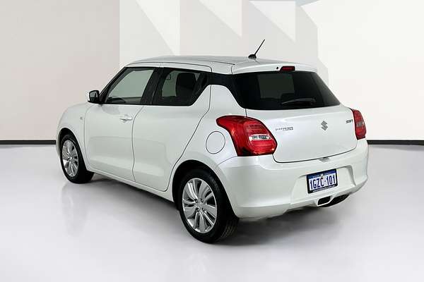 2020 Suzuki SWIFT GL NAVI AZ SERIES II