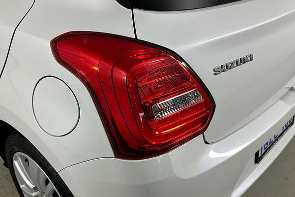 2020 Suzuki SWIFT GL NAVI AZ SERIES II