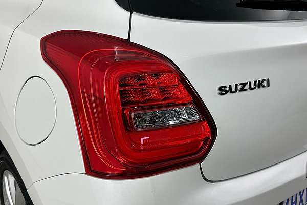 2023 Suzuki SWIFT GL NAVI AZ SERIES II