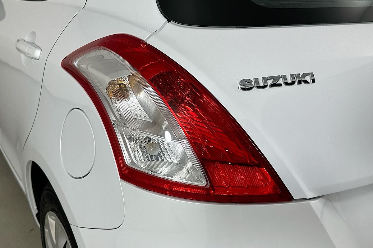 2012 Suzuki SWIFT GL FZ