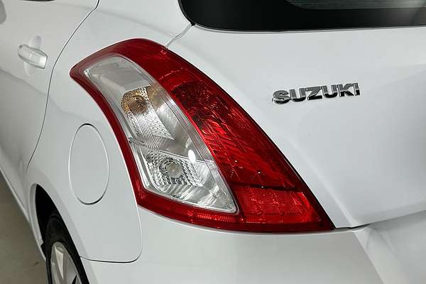 2012 Suzuki SWIFT GL FZ
