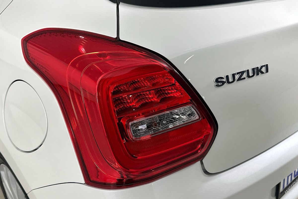 2022 Suzuki SWIFT GL NAVI AZ SERIES II