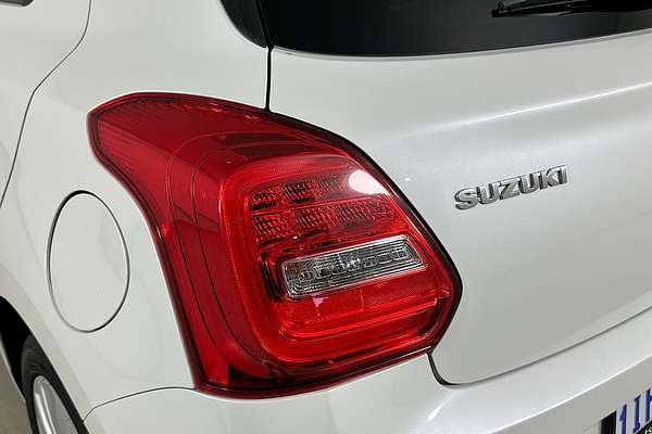 2020 Suzuki SWIFT GL NAVI AZ SERIES II