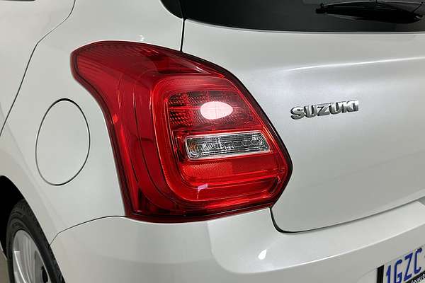 2020 Suzuki SWIFT GL NAVI AZ SERIES II