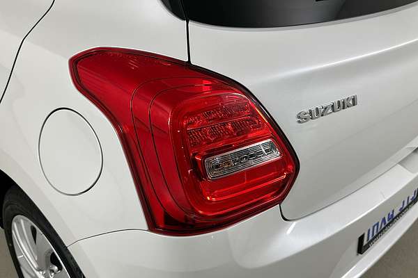 2023 Suzuki SWIFT GL NAVI AZ SERIES II