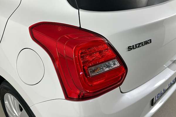2020 Suzuki SWIFT GL NAVI AZ SERIES II