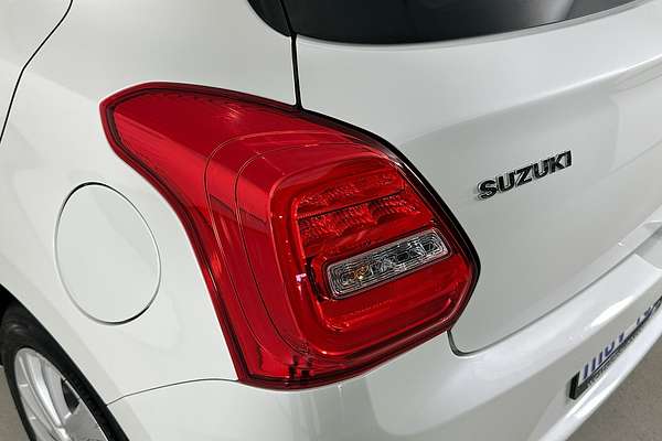 2023 Suzuki SWIFT GL NAVI AZ SERIES II
