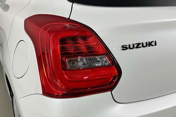 2023 Suzuki SWIFT GL NAVI AZ SERIES II