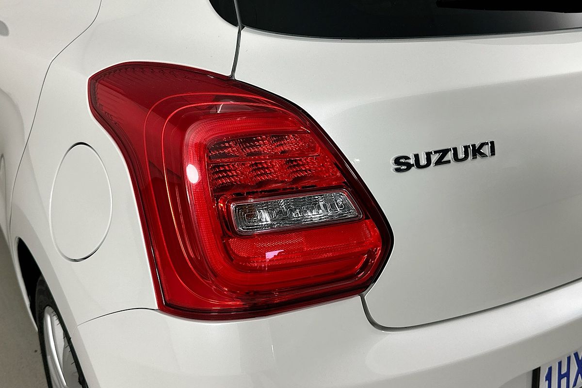 2023 Suzuki SWIFT GL NAVI AZ SERIES II