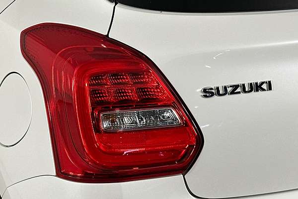 2023 Suzuki SWIFT GL NAVI AZ SERIES II