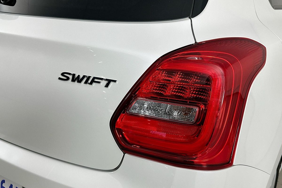2023 Suzuki SWIFT GL NAVI AZ SERIES II