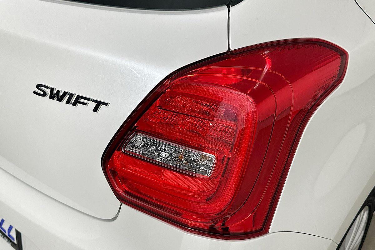2023 Suzuki SWIFT GL NAVI AZ SERIES II