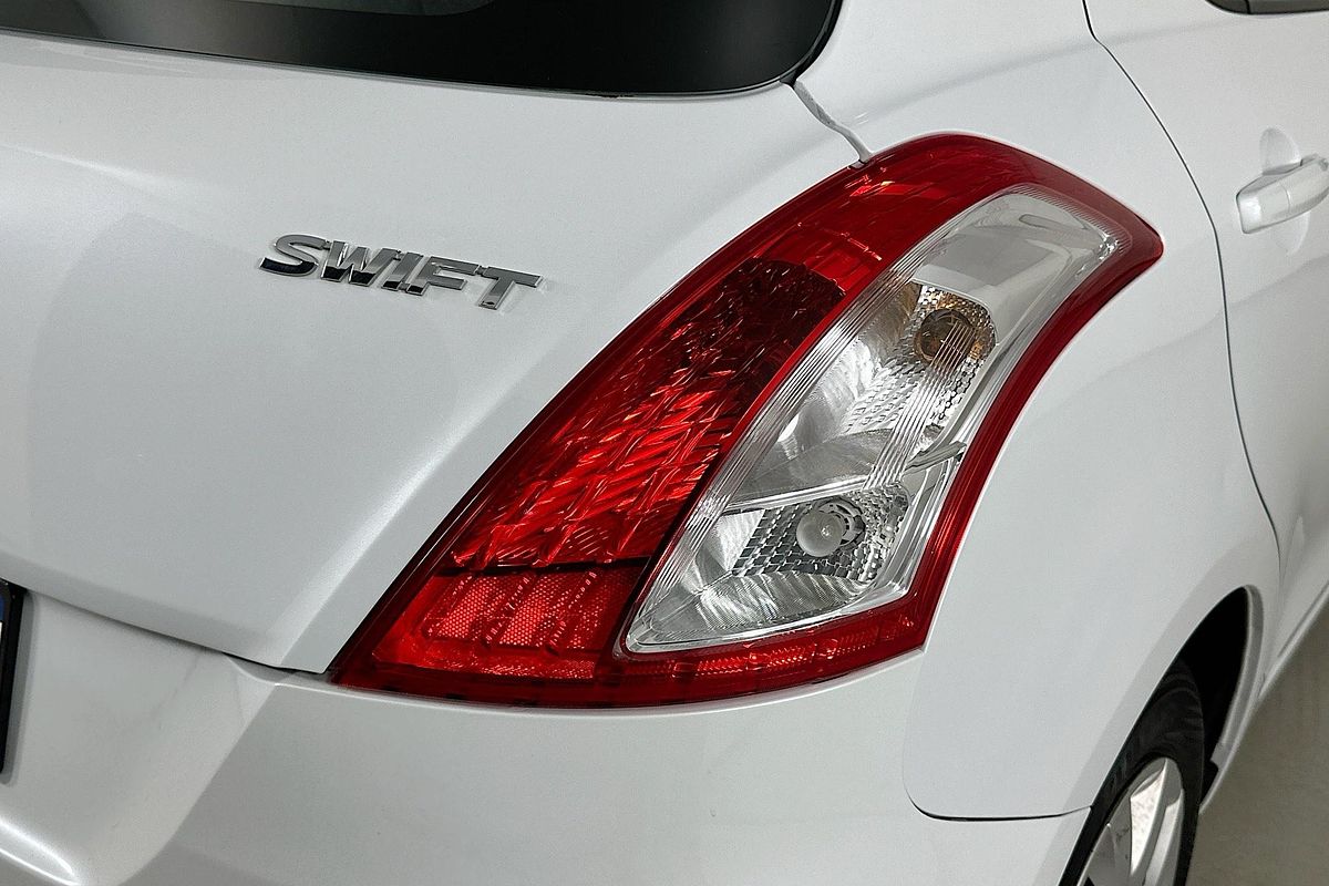 2012 Suzuki SWIFT GL FZ