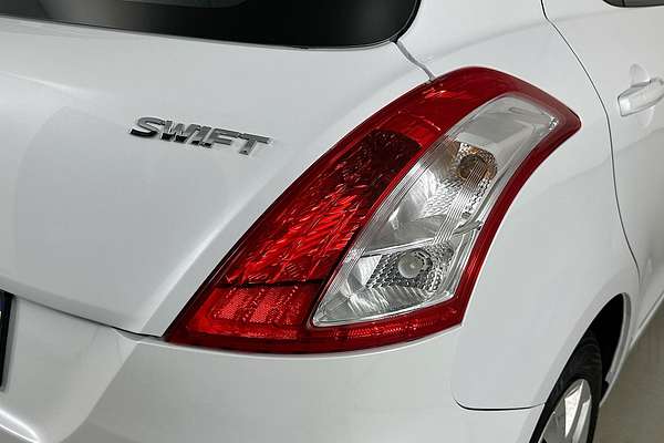 2012 Suzuki SWIFT GL FZ