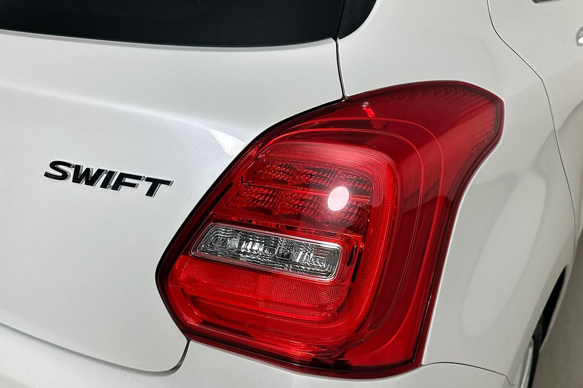 2020 Suzuki SWIFT GL NAVI AZ SERIES II