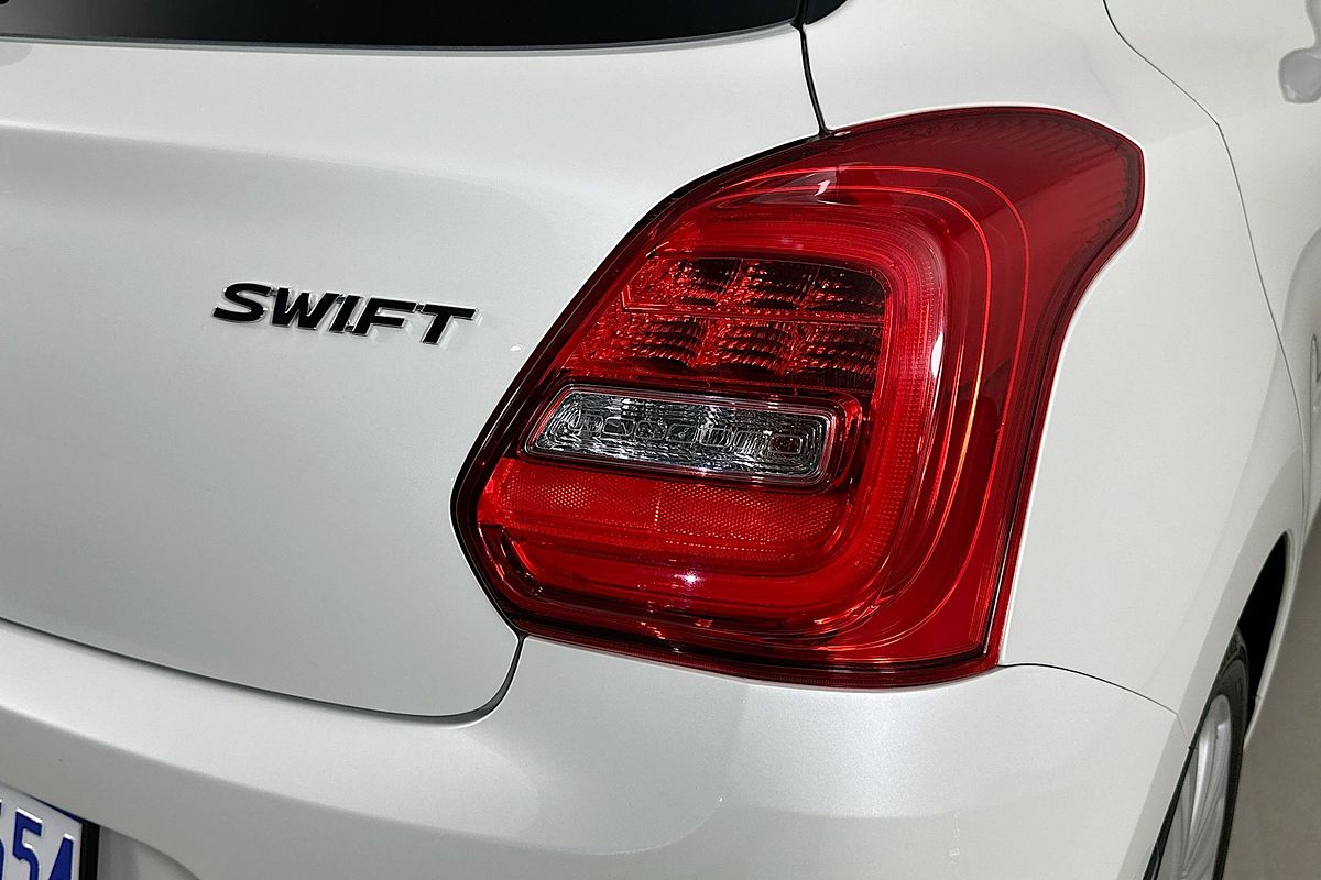 2023 Suzuki SWIFT GL NAVI AZ SERIES II