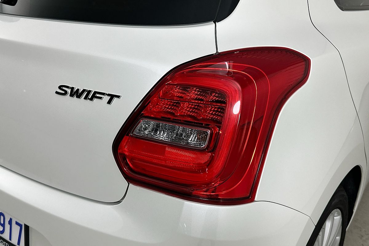 2023 Suzuki SWIFT GL NAVI AZ SERIES II