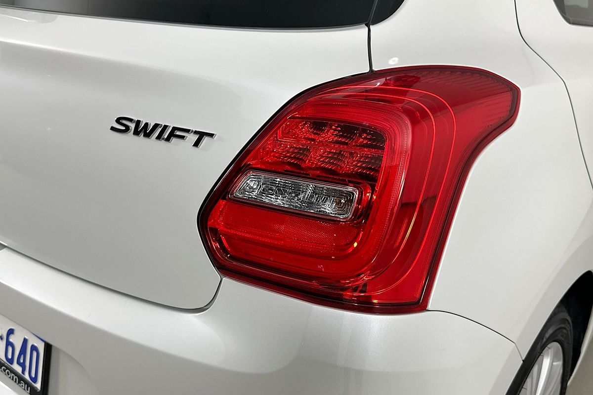 2023 Suzuki SWIFT GL NAVI AZ SERIES II