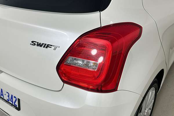 2023 Suzuki SWIFT GL NAVI AZ SERIES II