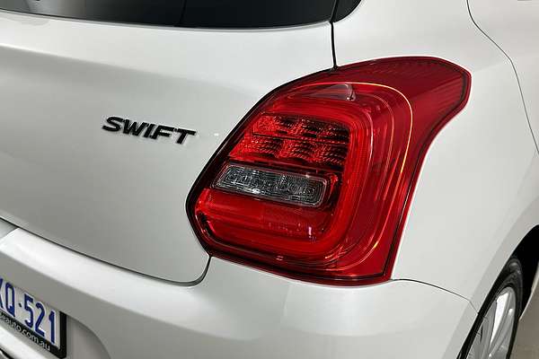 2023 Suzuki SWIFT GL NAVI AZ SERIES II