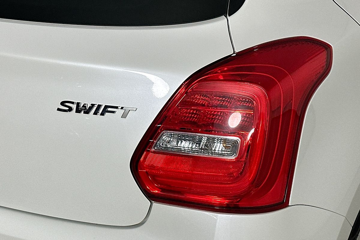 2023 Suzuki SWIFT GL NAVI AZ SERIES II