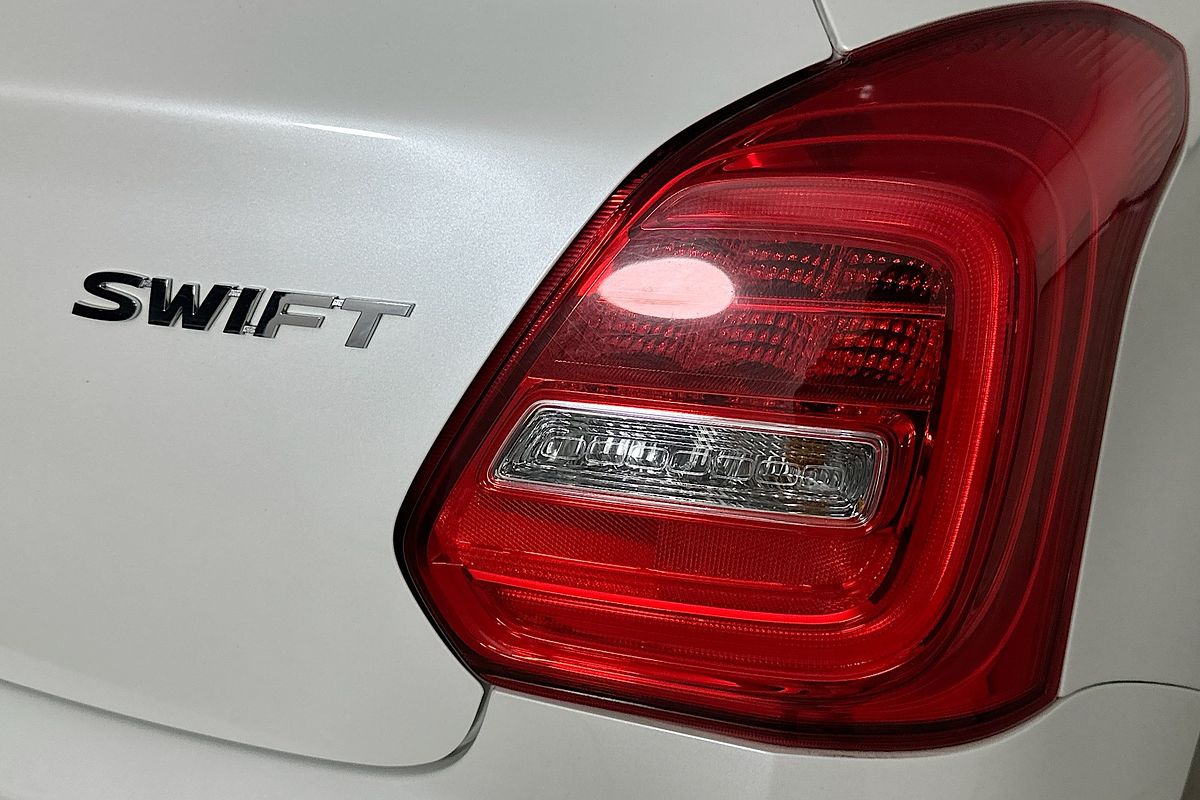 2023 Suzuki SWIFT GL NAVI AZ SERIES II