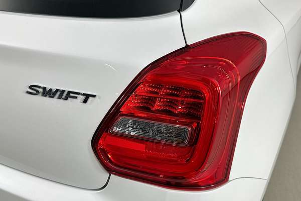 2023 Suzuki SWIFT GL NAVI AZ SERIES II