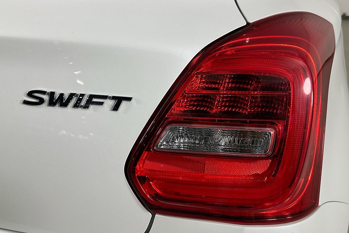 2023 Suzuki SWIFT GL NAVI AZ SERIES II